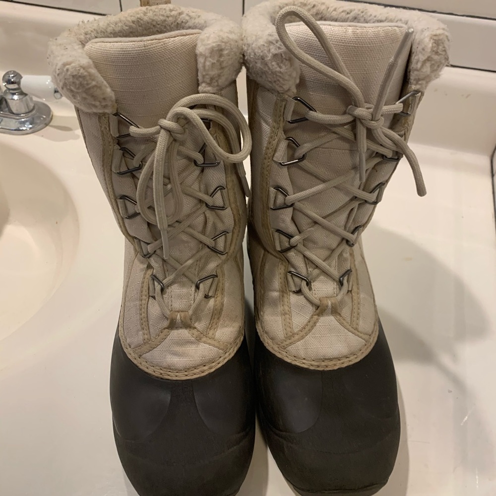 Sorel Boots size 7 women’s !